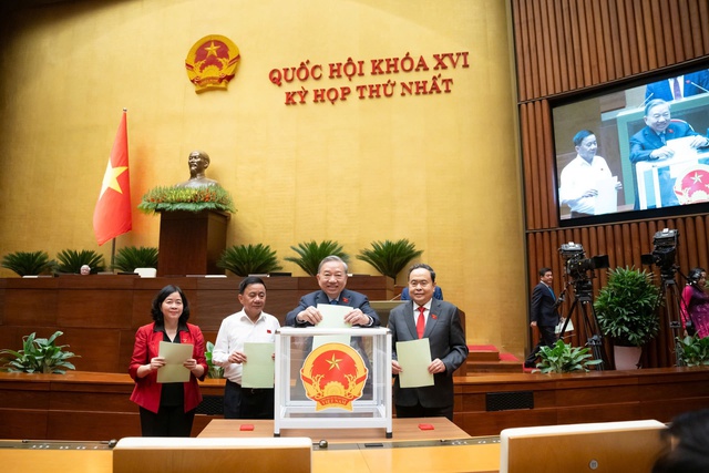 Danh sách ủy bạn thường vụ quốc hội khóa XVI